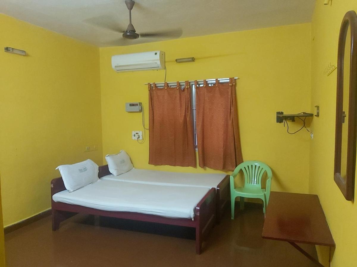 Raamlaxmi Guest House 钦奈 外观 照片